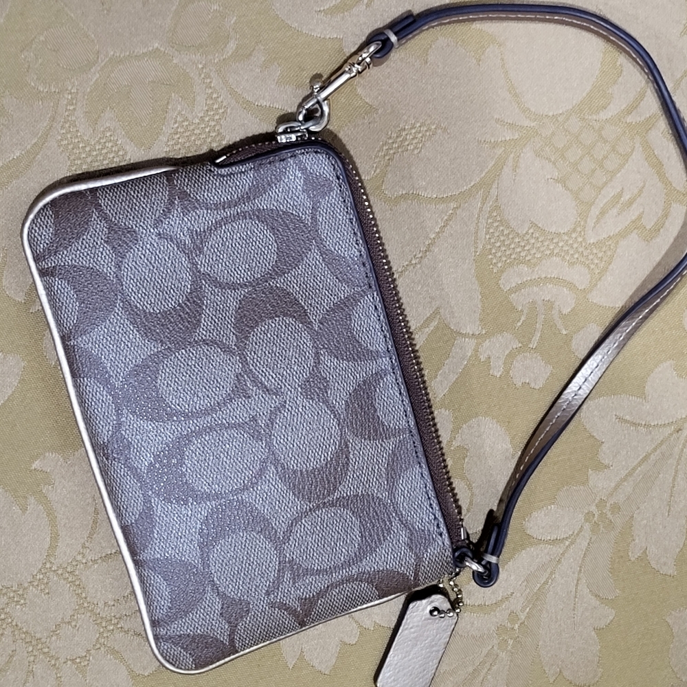 Coach PVC Corner Zip Wristlet Leather Stripe - Picture 12 of 12
